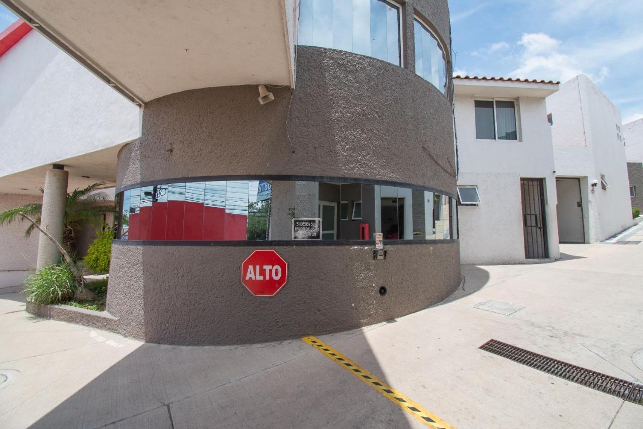 Auto Hotel Hacienda Arriba León Zewnętrze zdjęcie