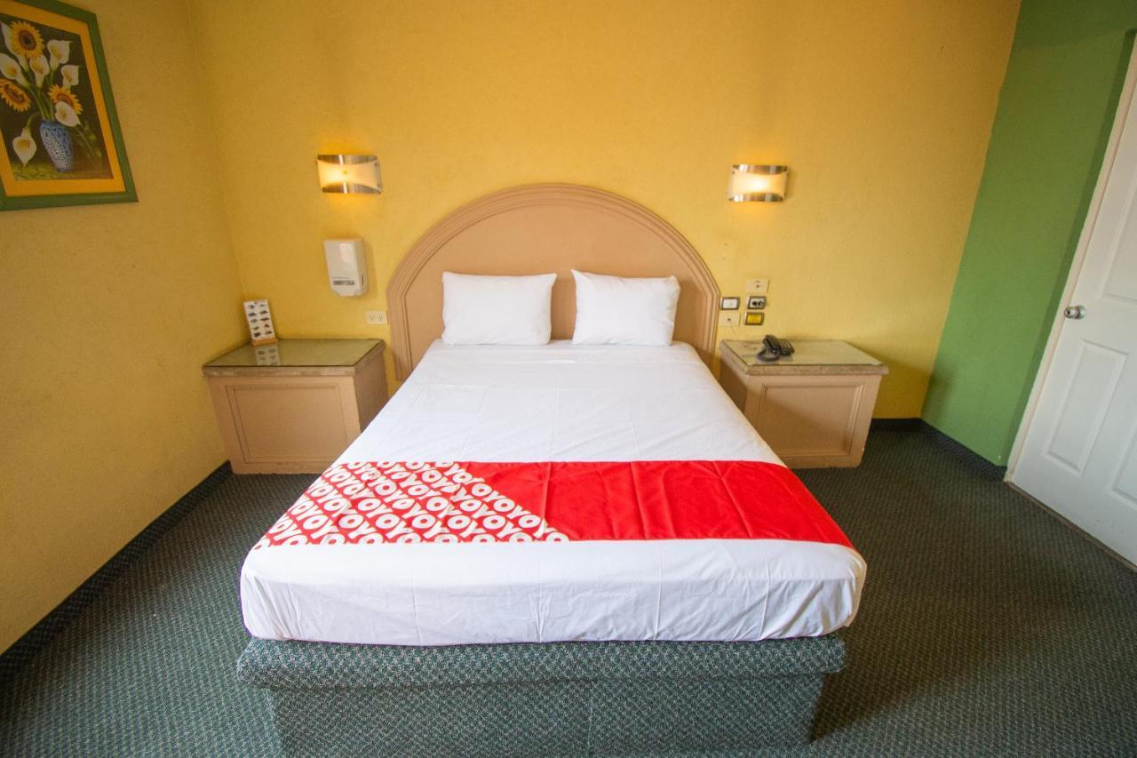 Auto Hotel Hacienda Arriba León Zewnętrze zdjęcie
